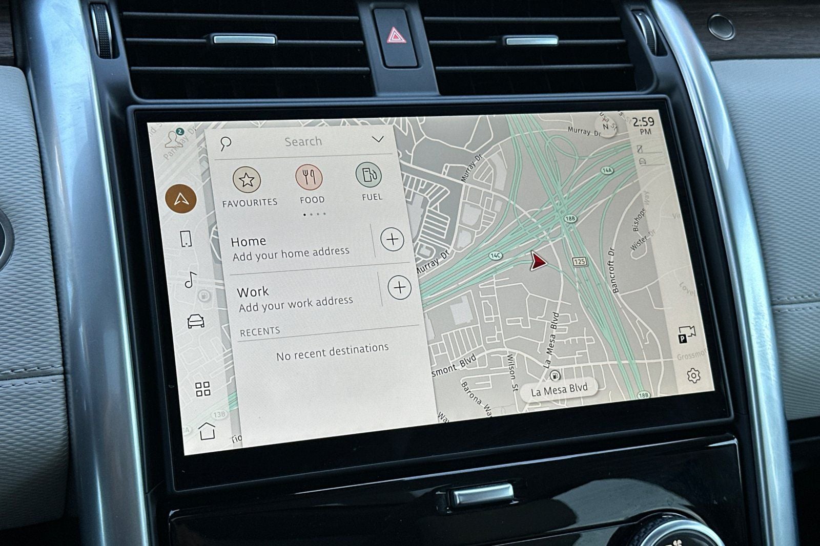 2025 Land Rover Discovery Dynamic SE