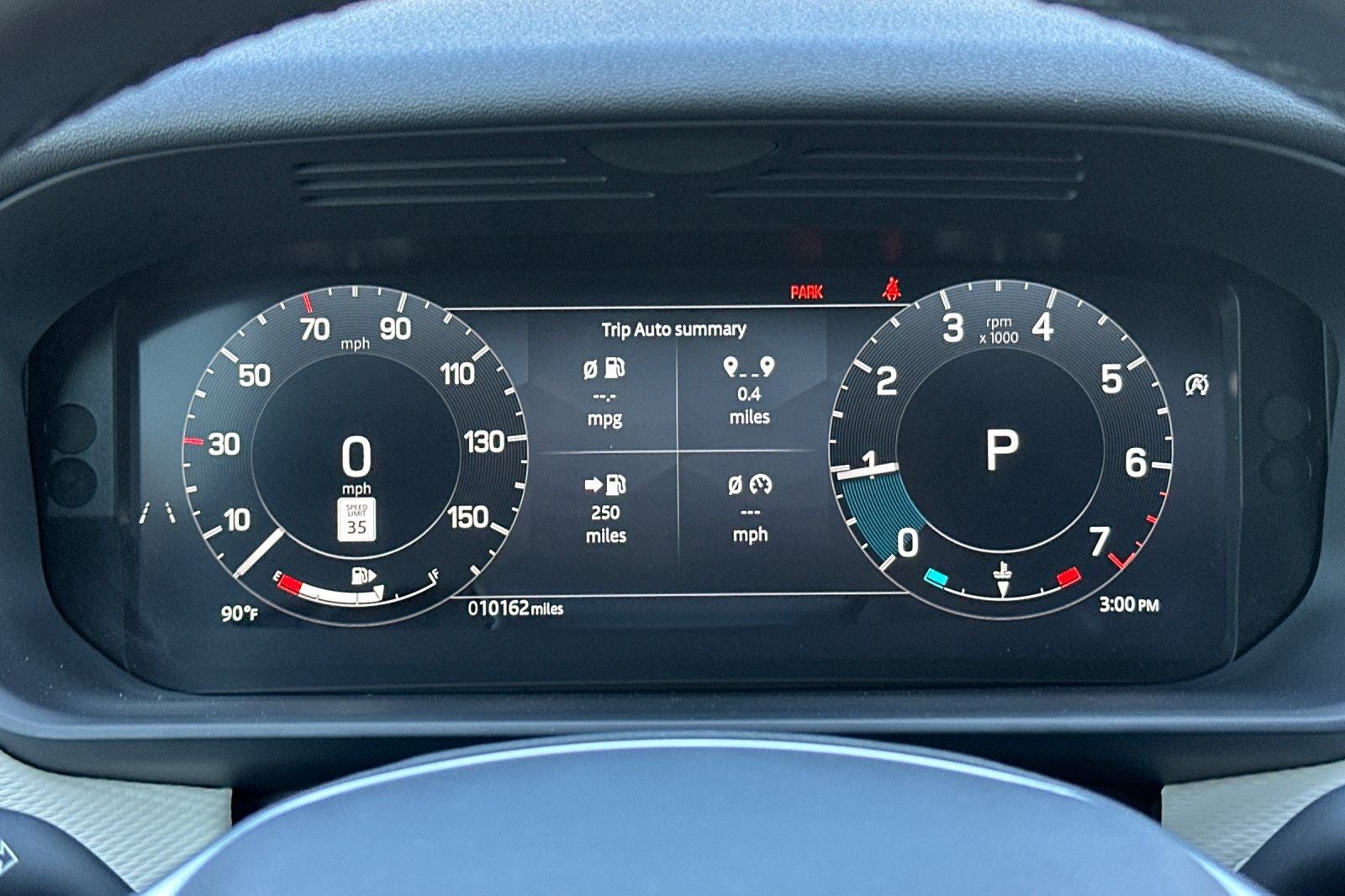 2025 Land Rover Discovery Dynamic SE