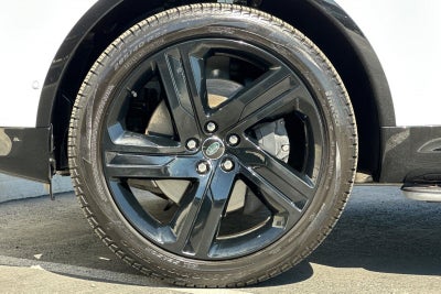 2025 Land Rover Discovery Dynamic SE