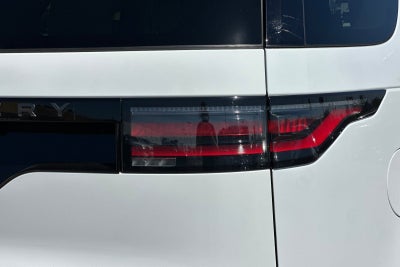 2025 Land Rover Discovery Dynamic SE