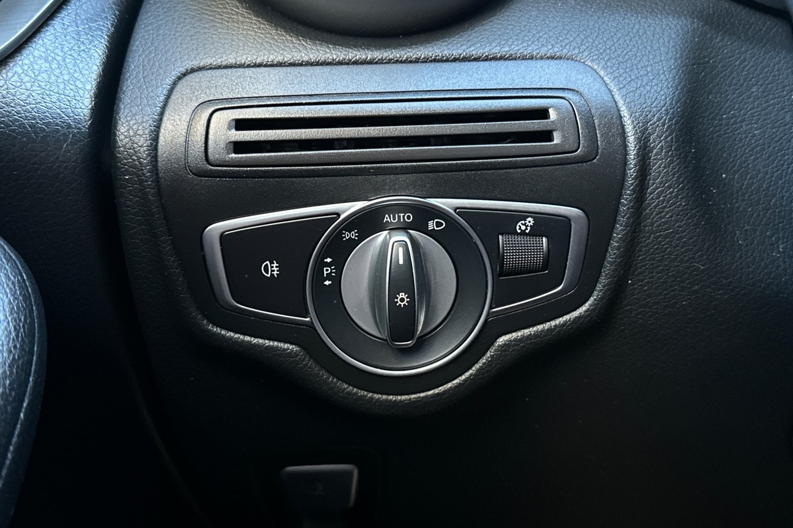 2021 Mercedes-Benz GLC GLC 300