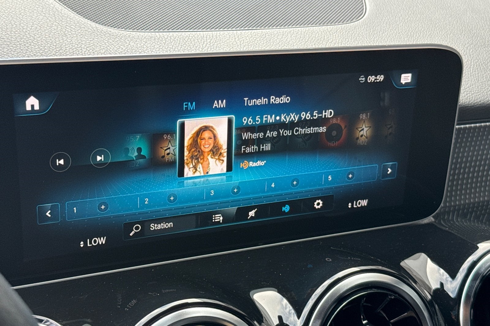 2021 Mercedes-Benz GLB GLB 250