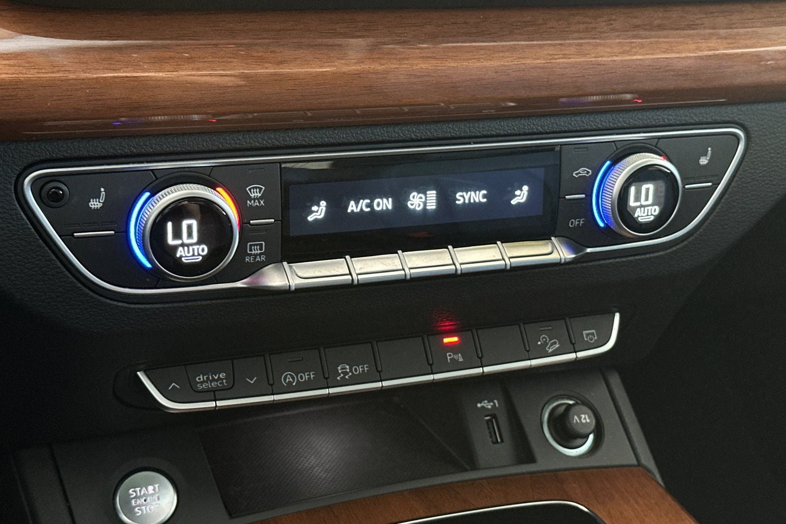 2023 Audi Q5 40 Premium quattro