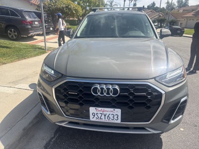 2023 Audi Q5 45 S line Premium quattro