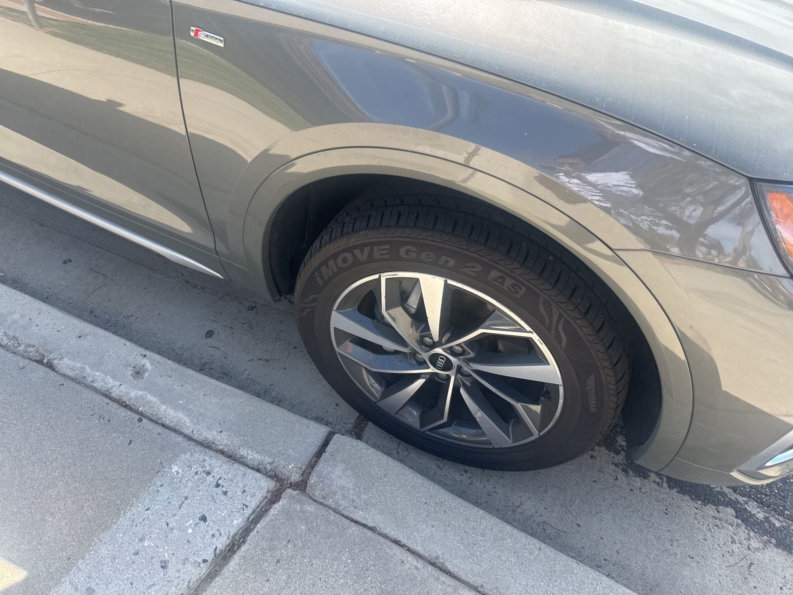 2023 Audi Q5 45 S line Premium quattro