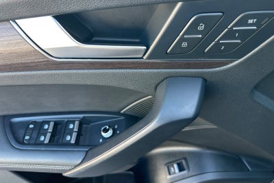 2023 Audi Q5 45 S line Premium quattro