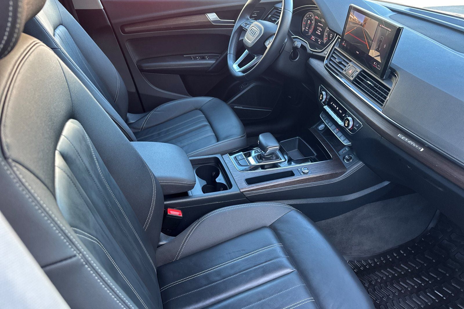 2023 Audi Q5 45 S line Premium quattro