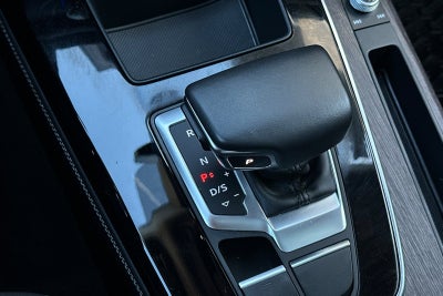 2023 Audi Q5 45 S line Premium quattro