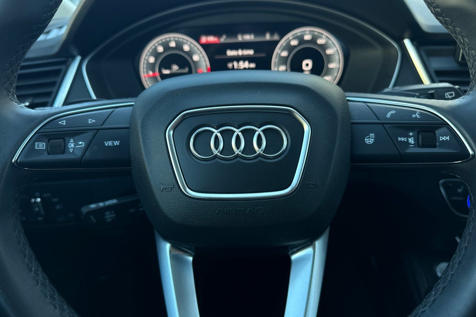 2023 Audi Q5 45 S line Premium quattro