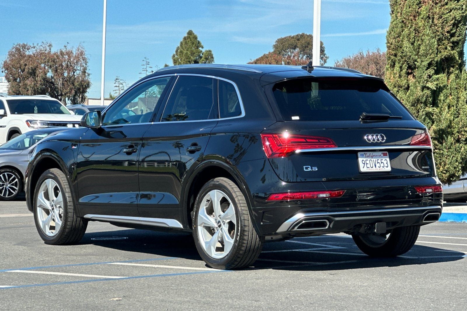 2023 Audi Q5 45 S line Premium quattro