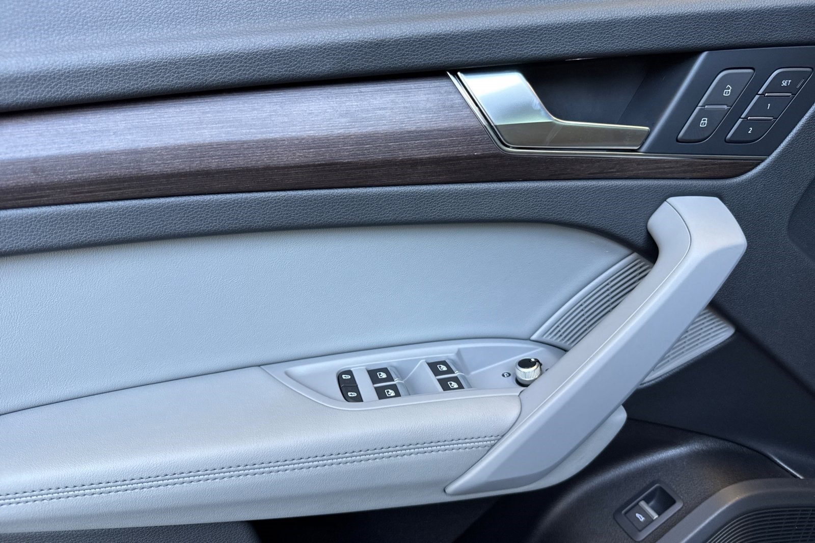 2022 Audi Q5 45 S line Premium quattro