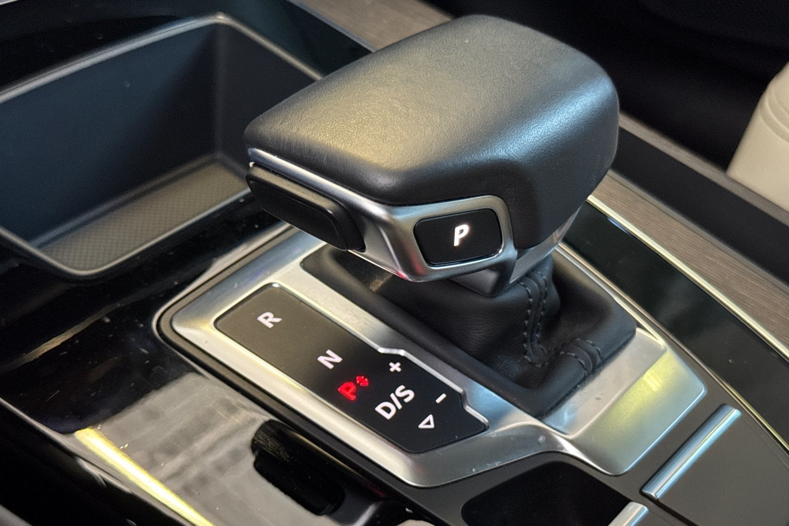 2022 Audi Q5 45 S line Premium quattro