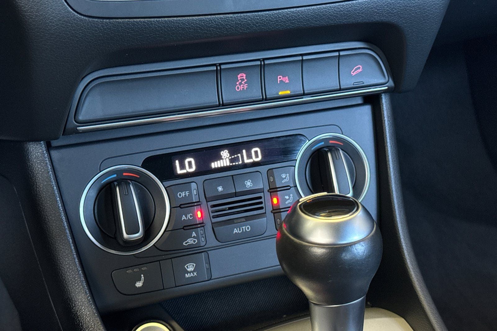 2017 Audi Q3 2.0T Premium quattro