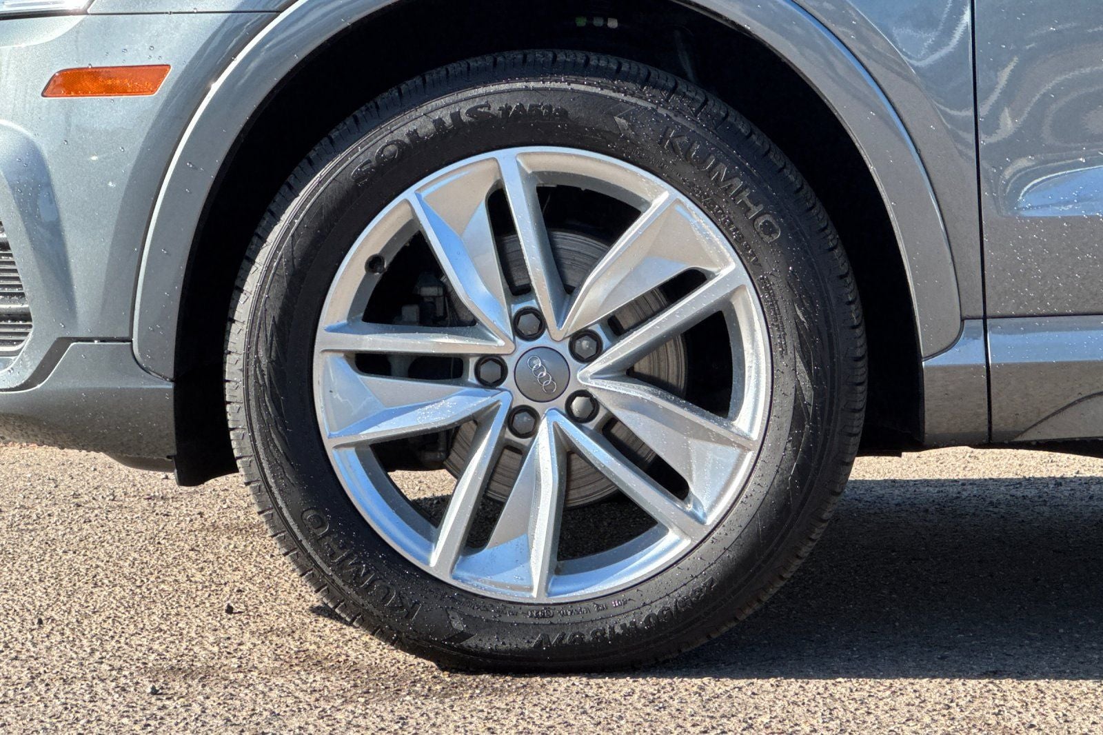 2017 Audi Q3 2.0T Premium quattro