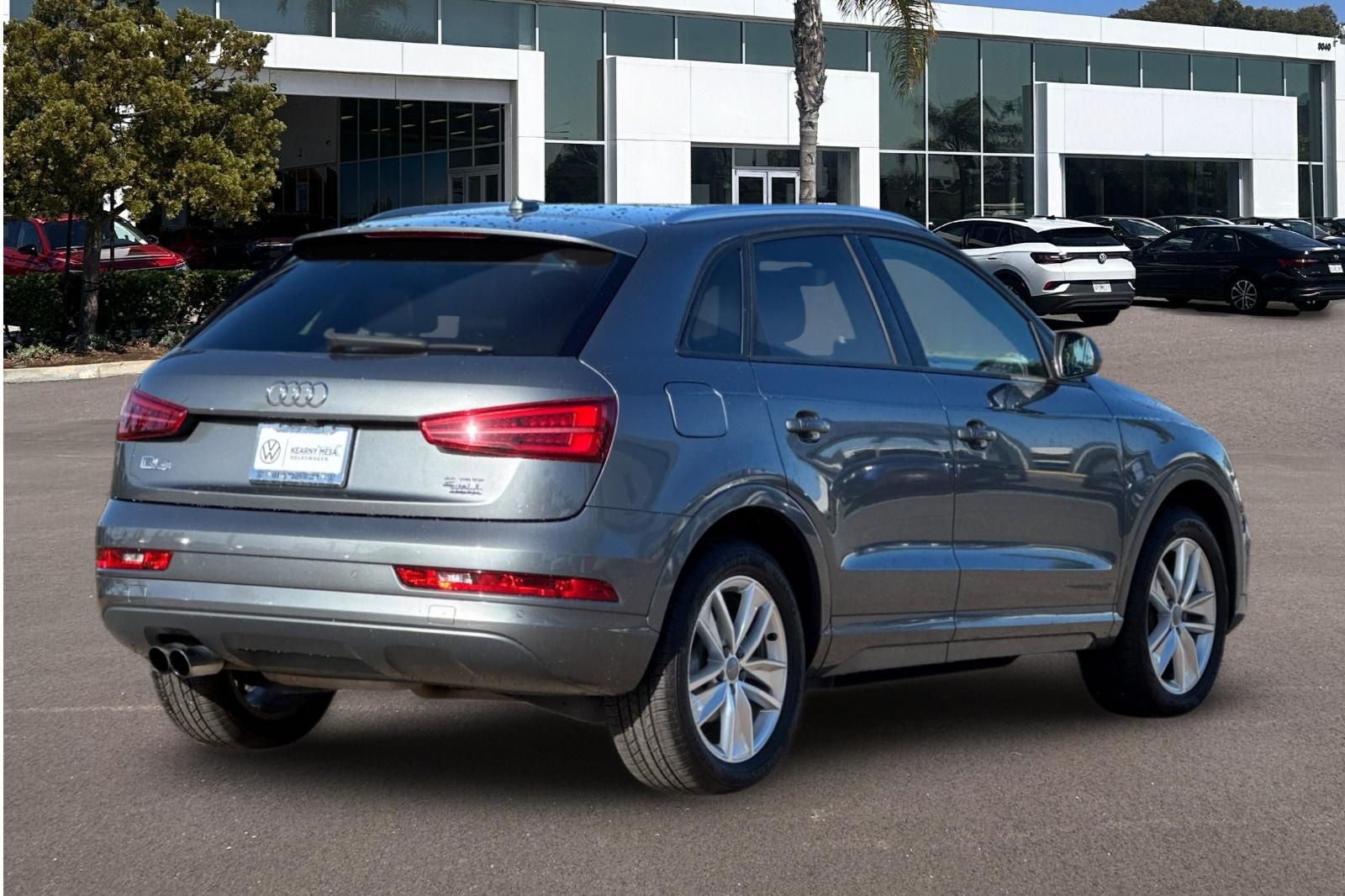 2017 Audi Q3 2.0T Premium quattro