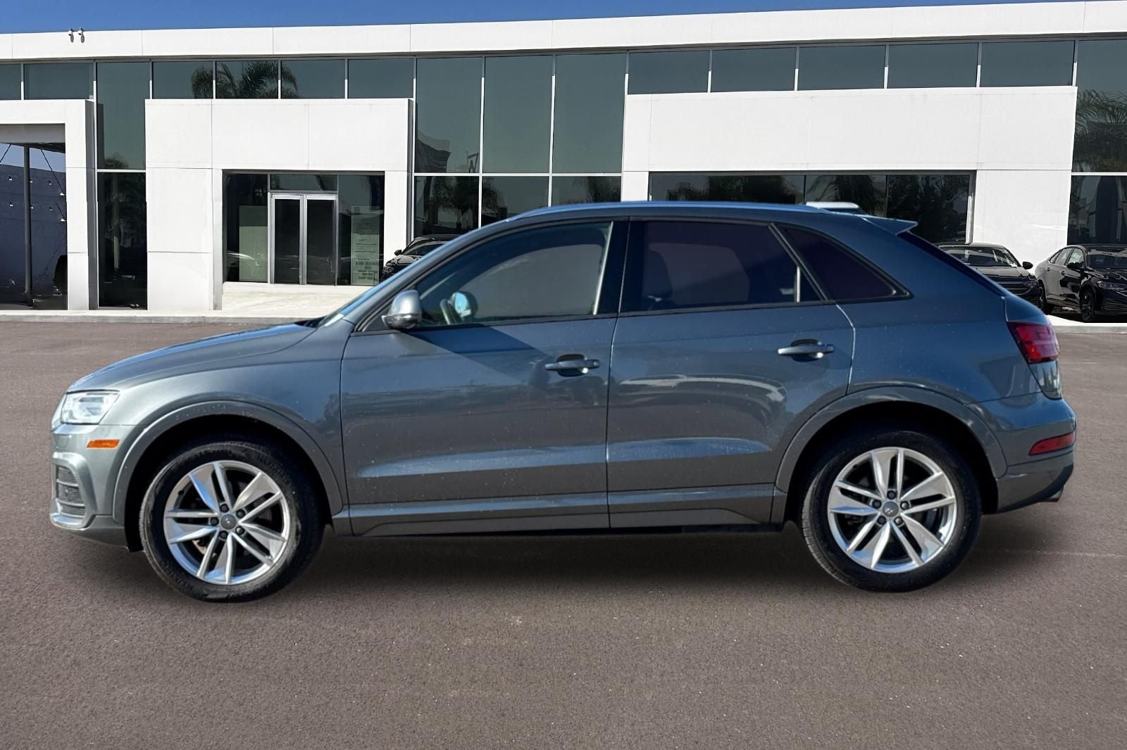 2017 Audi Q3 2.0T Premium quattro