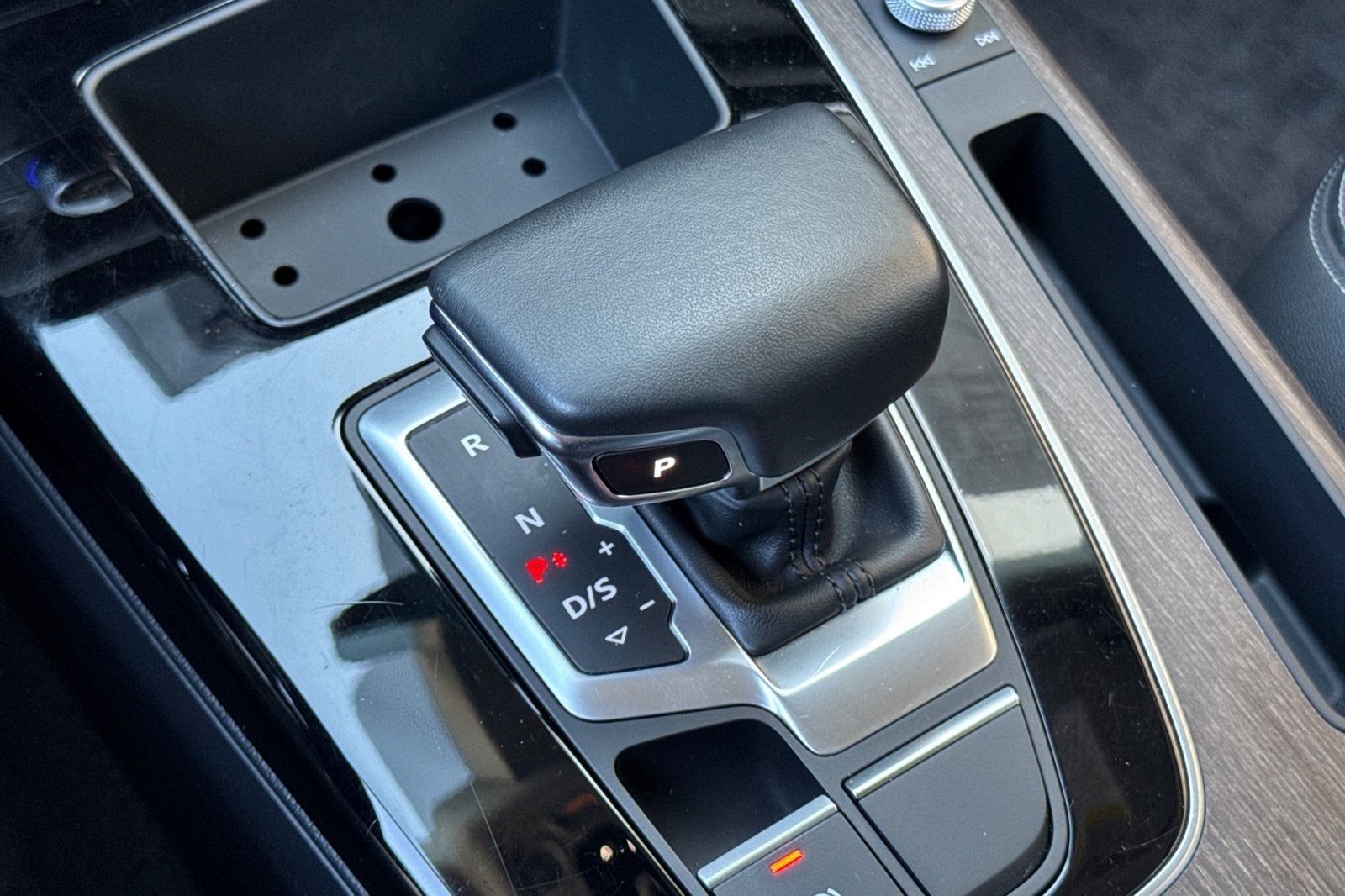 2022 Audi Q5 45 S line Premium quattro