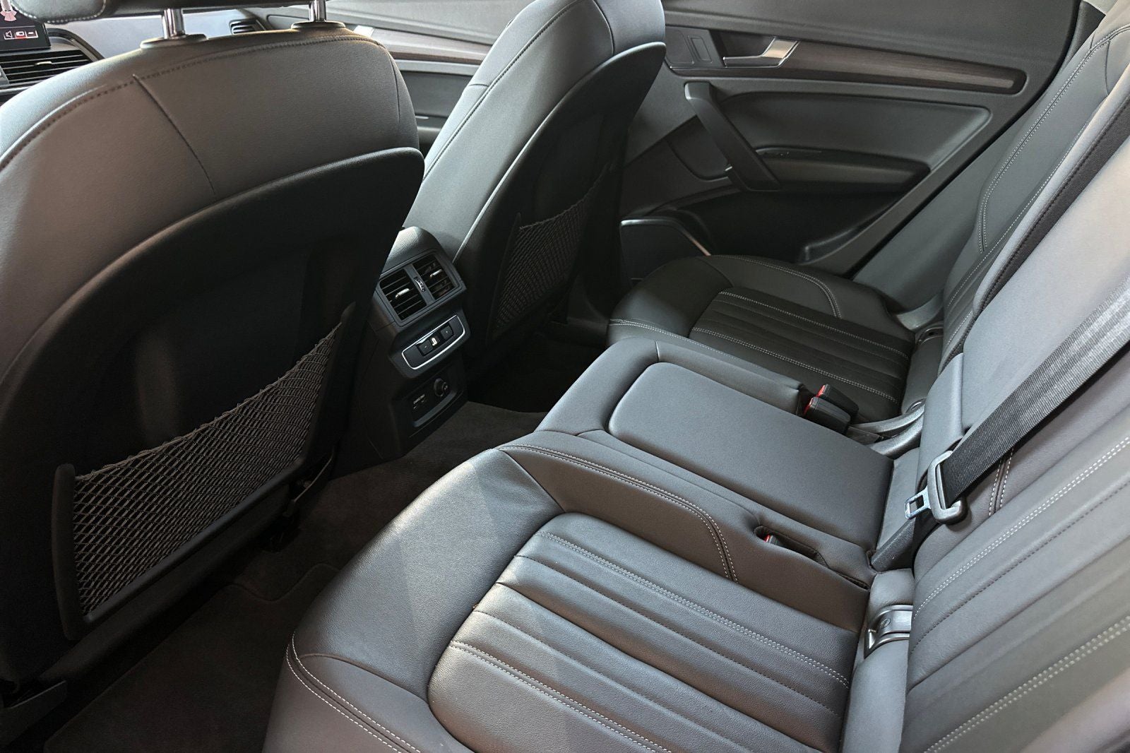 2022 Audi Q5 45 S line Premium quattro