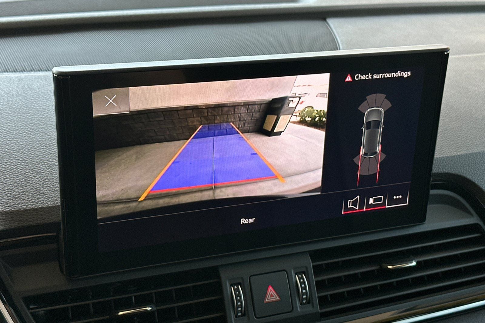 2022 Audi Q5 45 S line Premium quattro