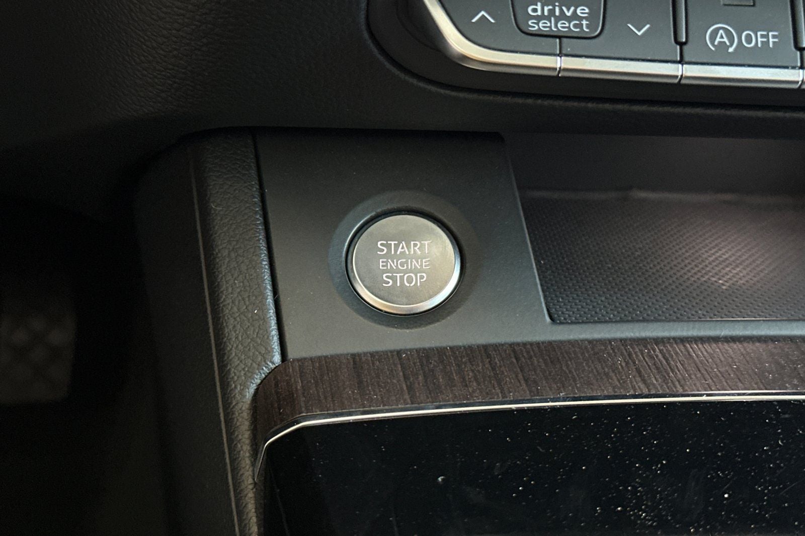 2022 Audi Q5 45 S line Premium quattro