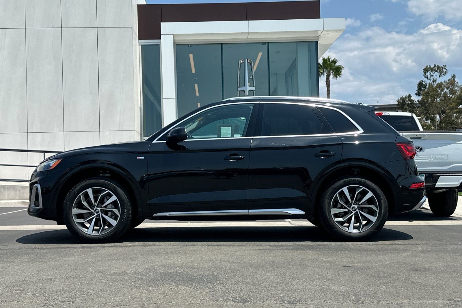 2022 Audi Q5 45 S line Premium quattro