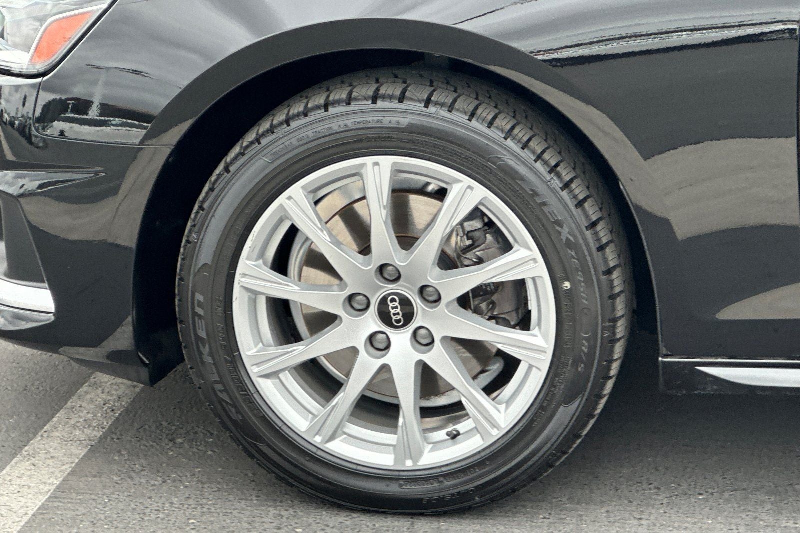 2022 Audi A4 40 Premium quattro