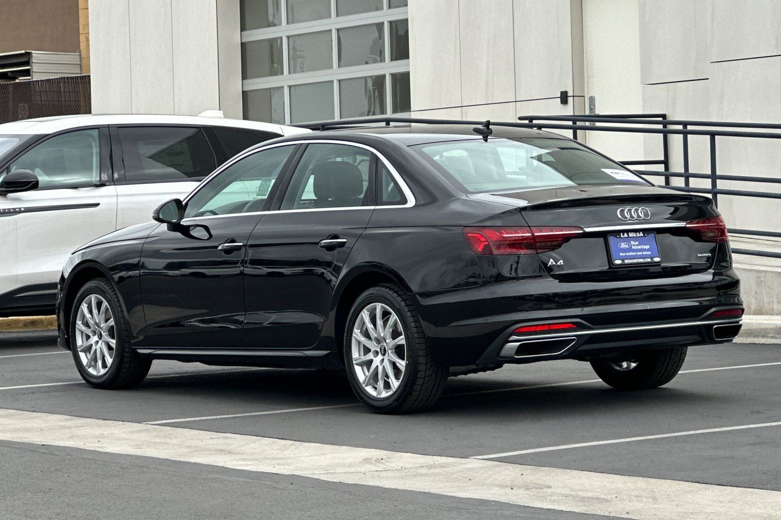 2022 Audi A4 40 Premium quattro