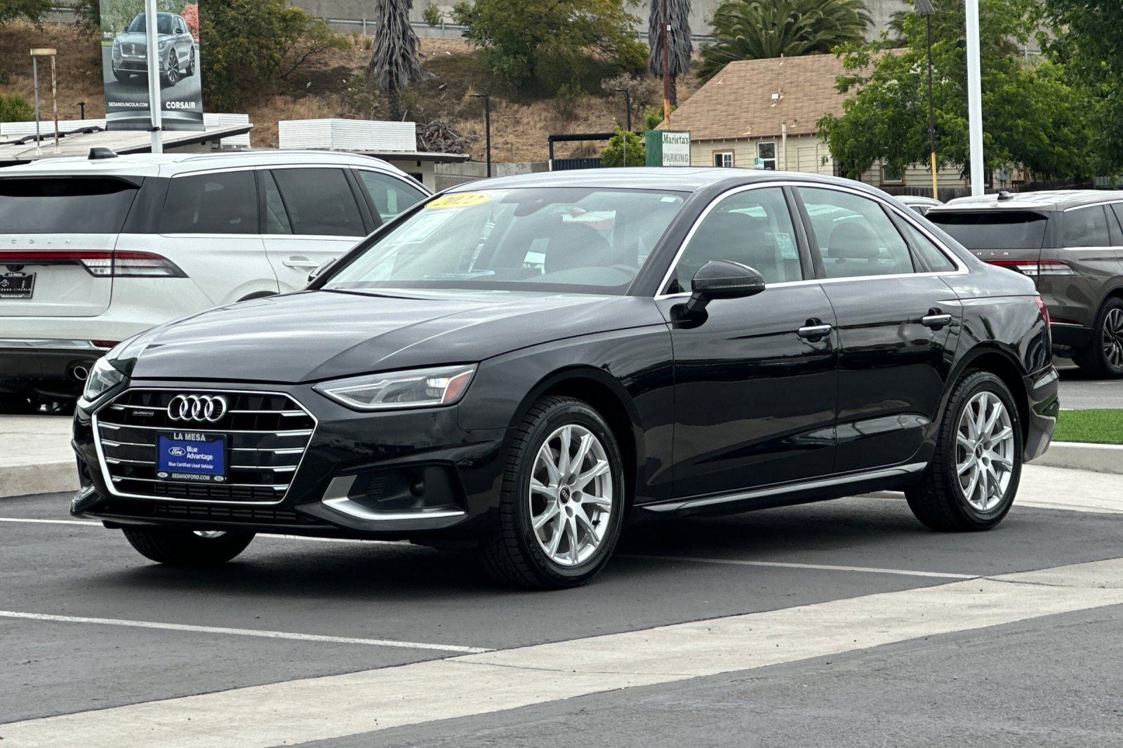 2022 Audi A4 40 Premium quattro