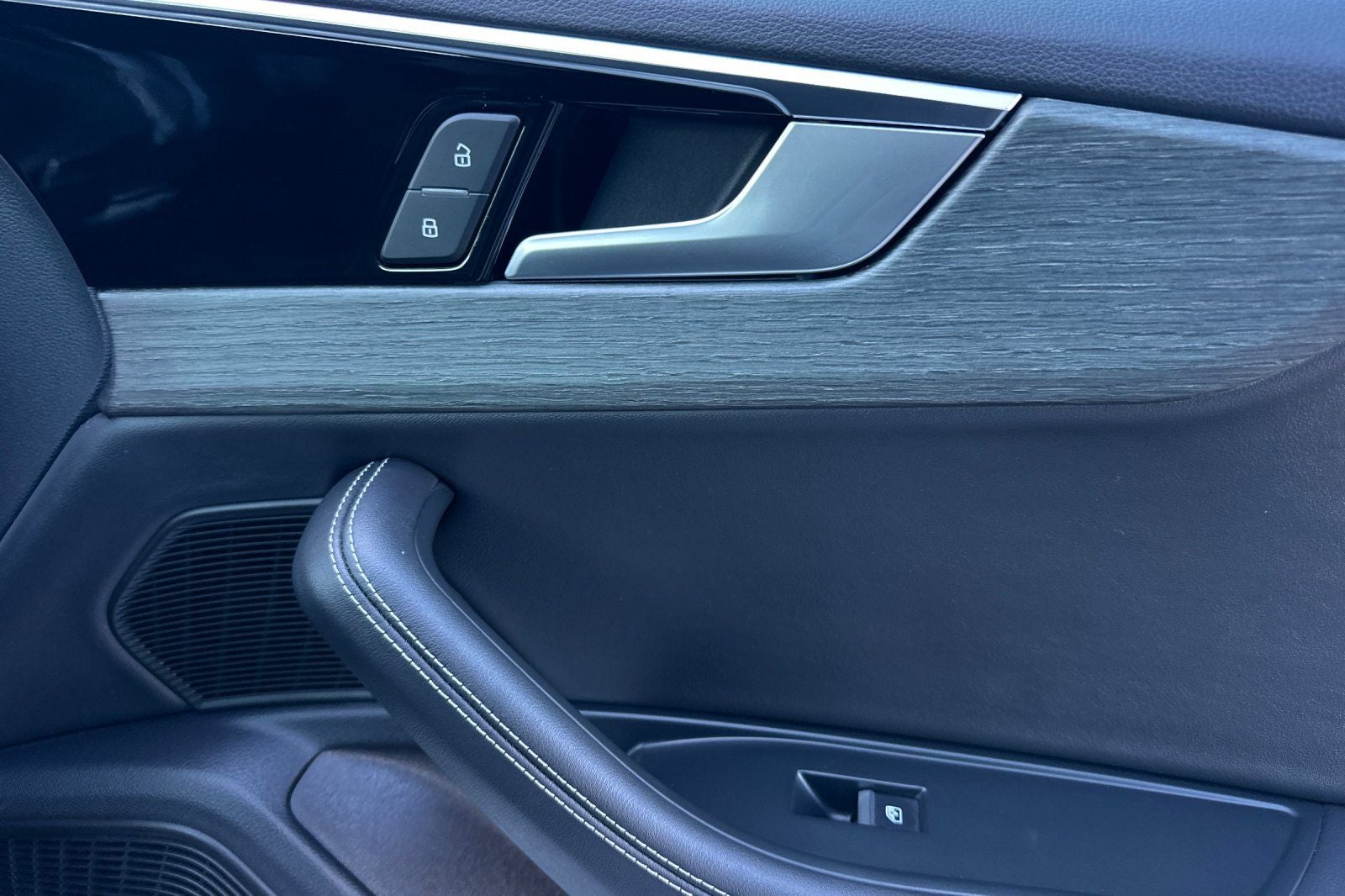 2023 Audi A5 45 S line Premium Plus quattro