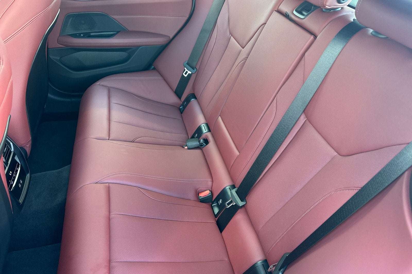 2025 BMW i4 eDrive40