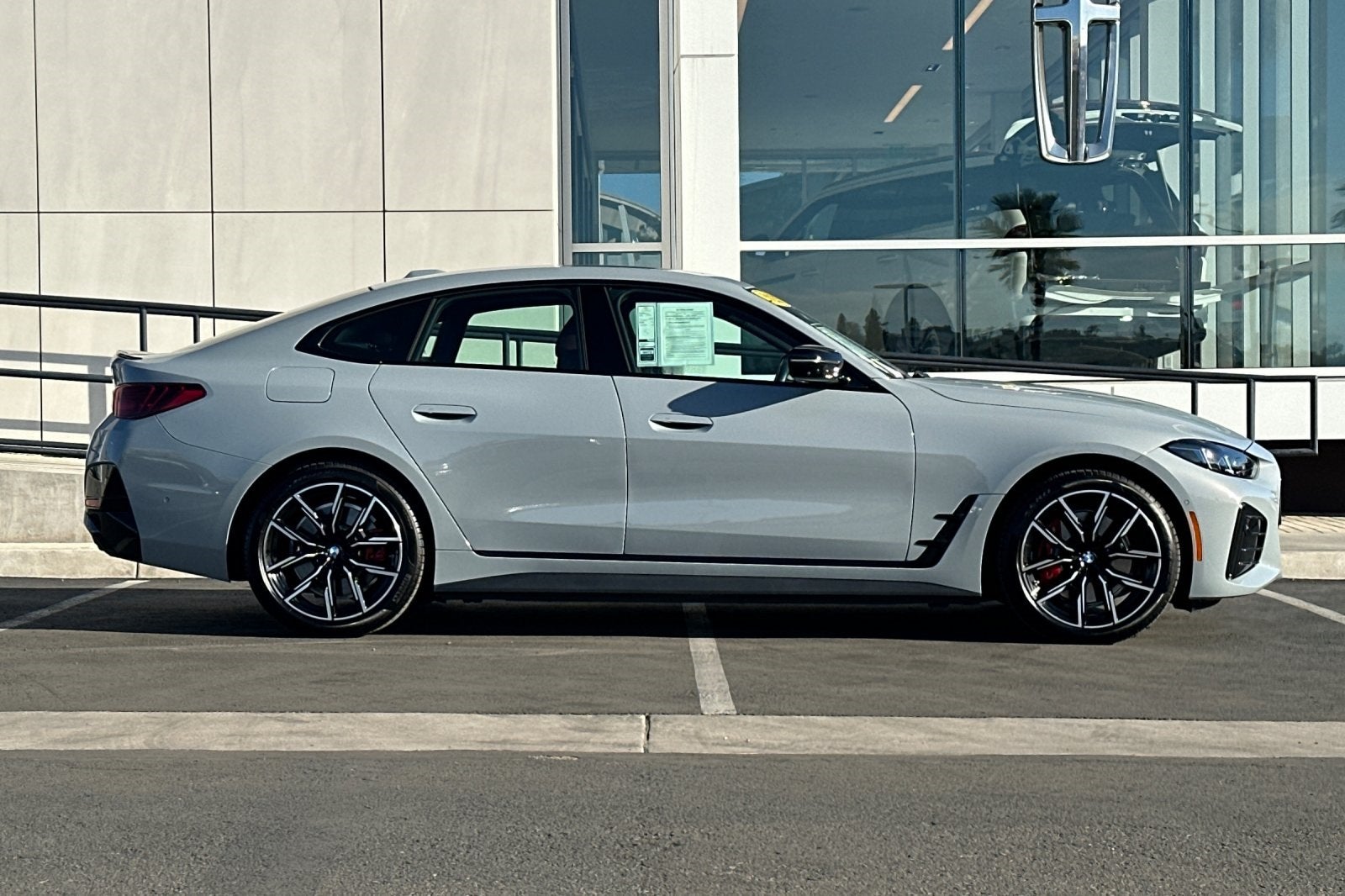 2025 BMW i4 eDrive40