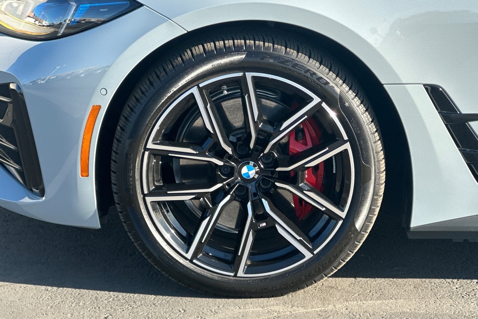 2025 BMW i4 eDrive40