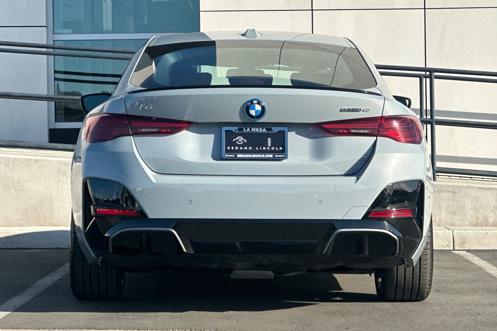 2025 BMW i4 eDrive40