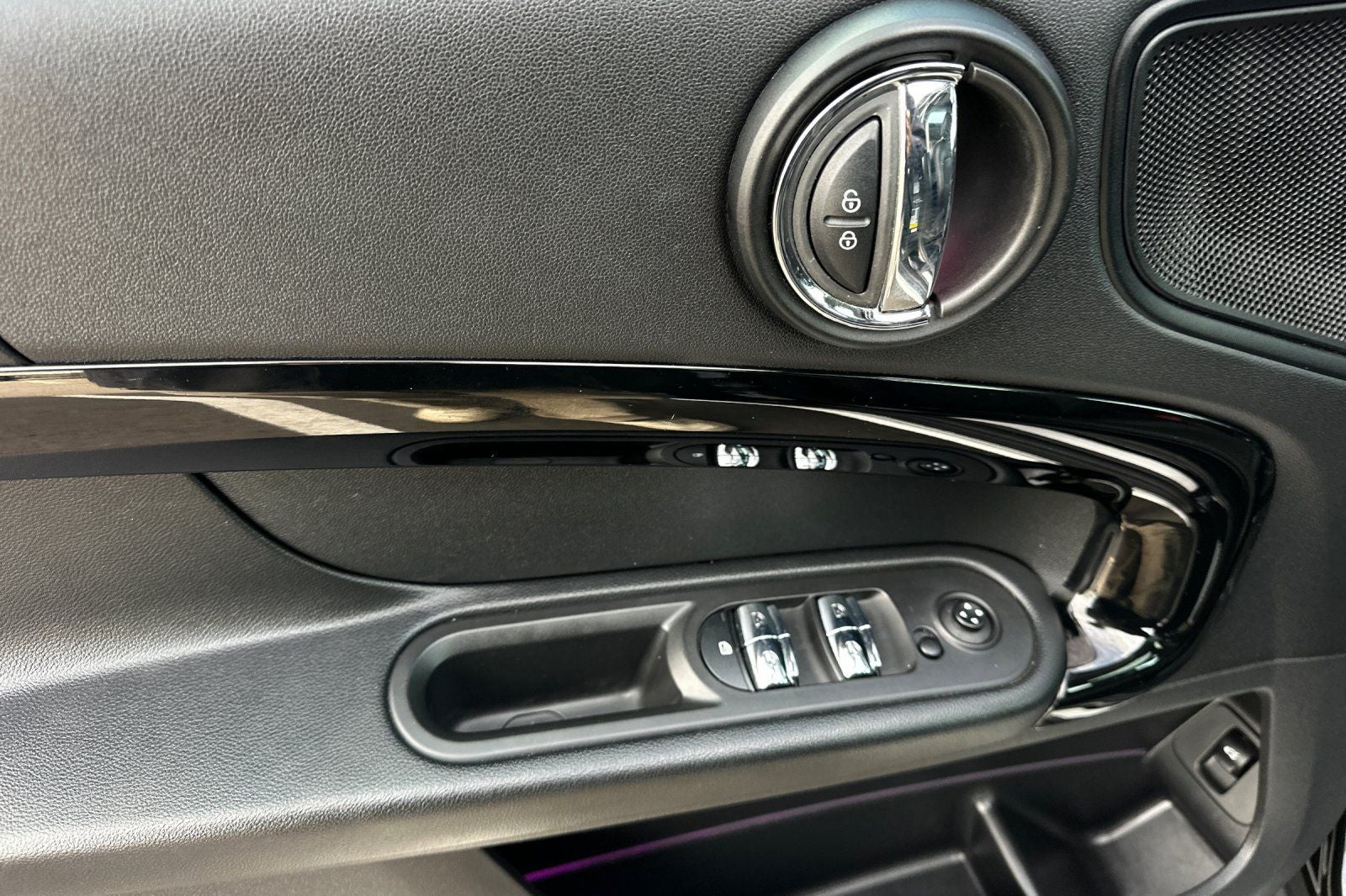 2022 MINI Cooper Countryman SIGNATURE