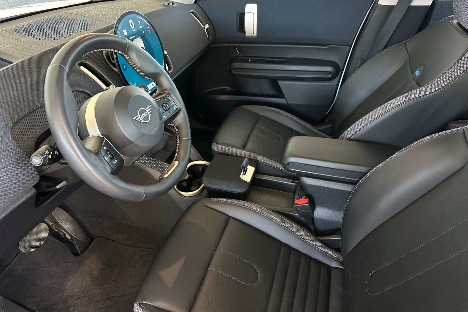 2025 MINI Cooper S Countryman Signature Plus