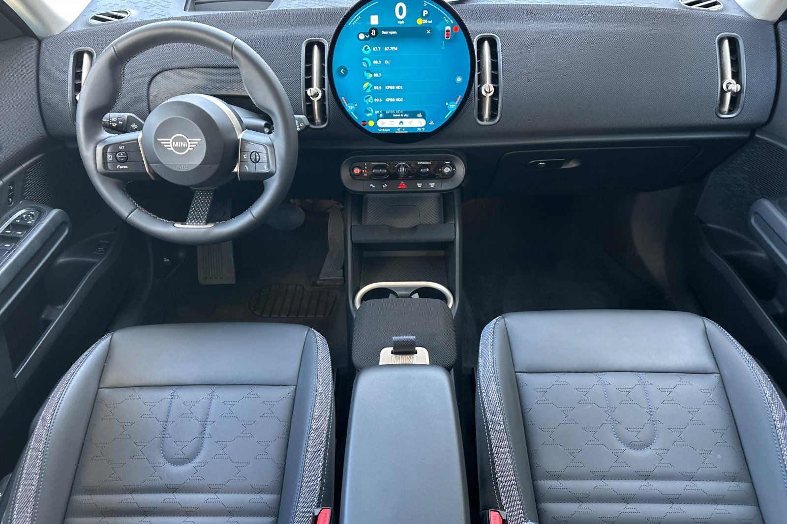 2025 MINI Cooper S Countryman Signature Plus