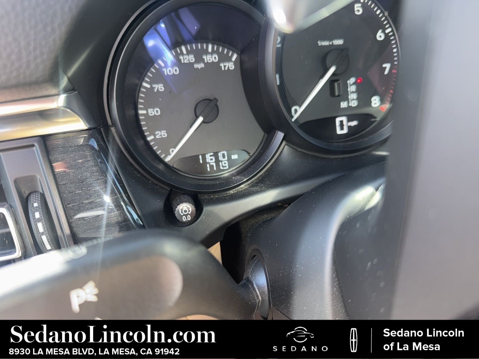 2023 Porsche Macan T