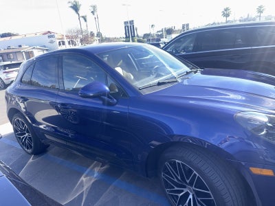 2023 Porsche Macan T