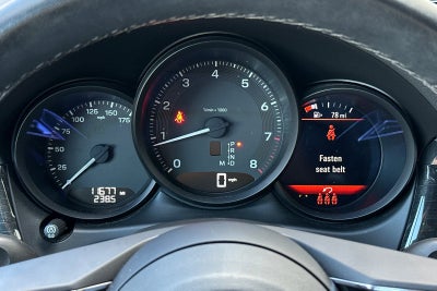 2023 Porsche Macan T