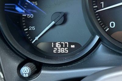 2023 Porsche Macan T