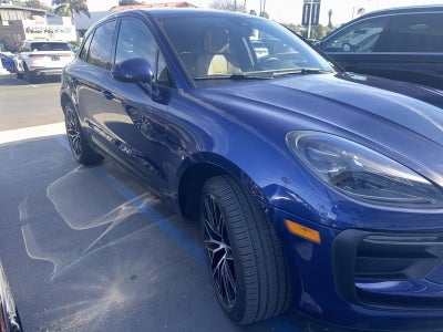 2023 Porsche Macan T