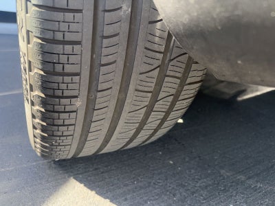 2023 Porsche Macan T