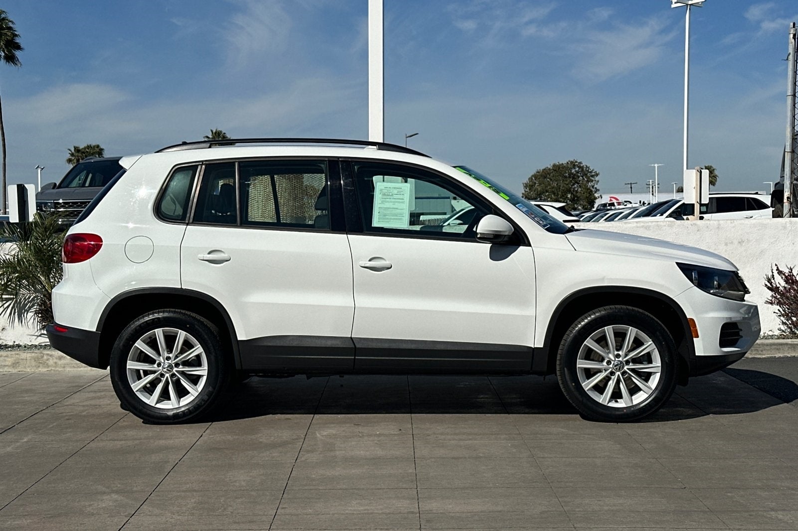 2017 Volkswagen Tiguan Limited 2.0T
