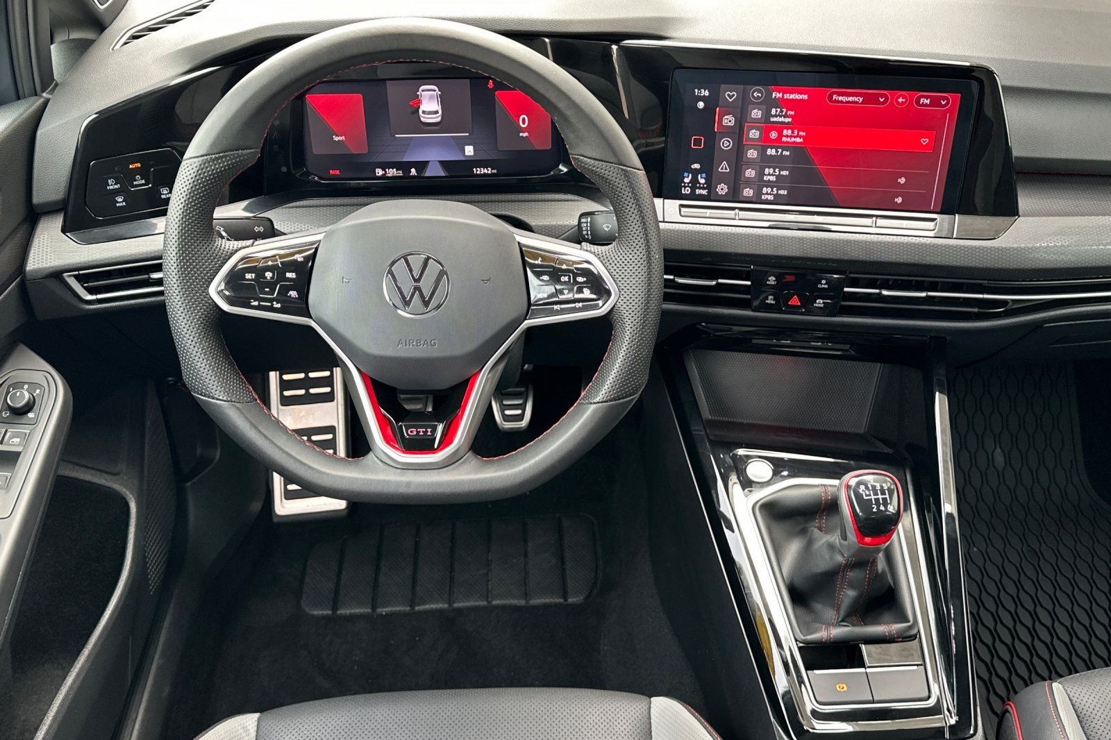 2024 Volkswagen Golf GTI Autobahn