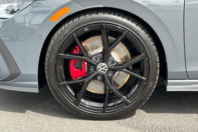 2024 Volkswagen Golf GTI Autobahn