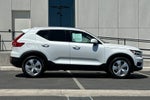 2022 Volvo XC40 Momentum