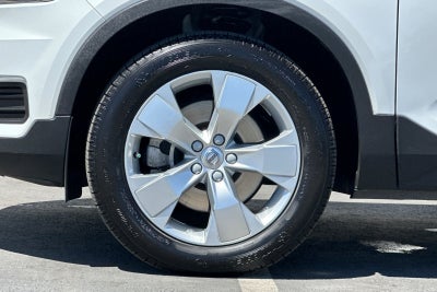 2022 Volvo XC40 Momentum