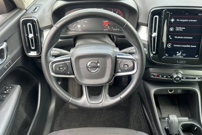 2020 Volvo XC40 Momentum