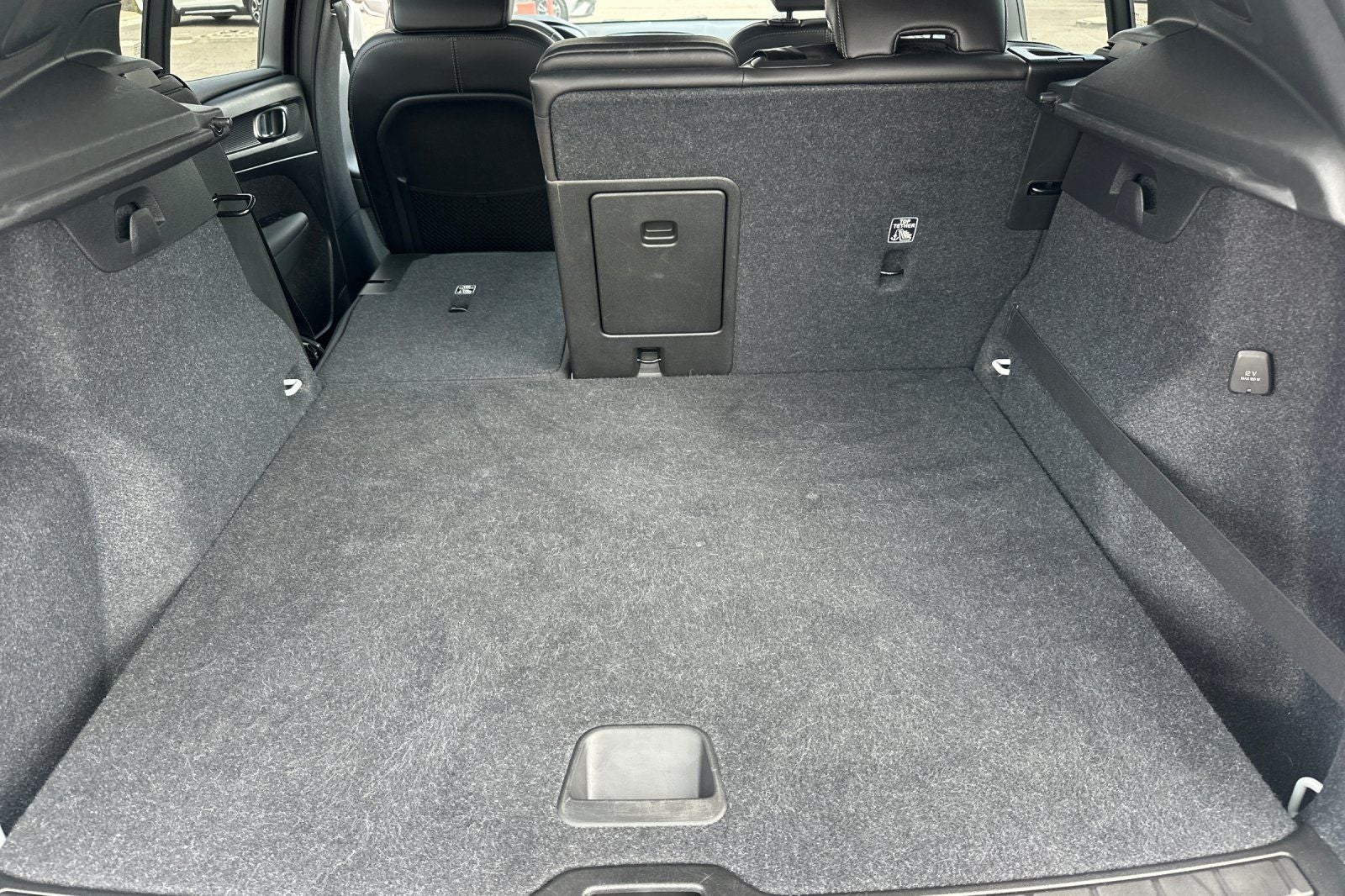 2020 Volvo XC40 Momentum