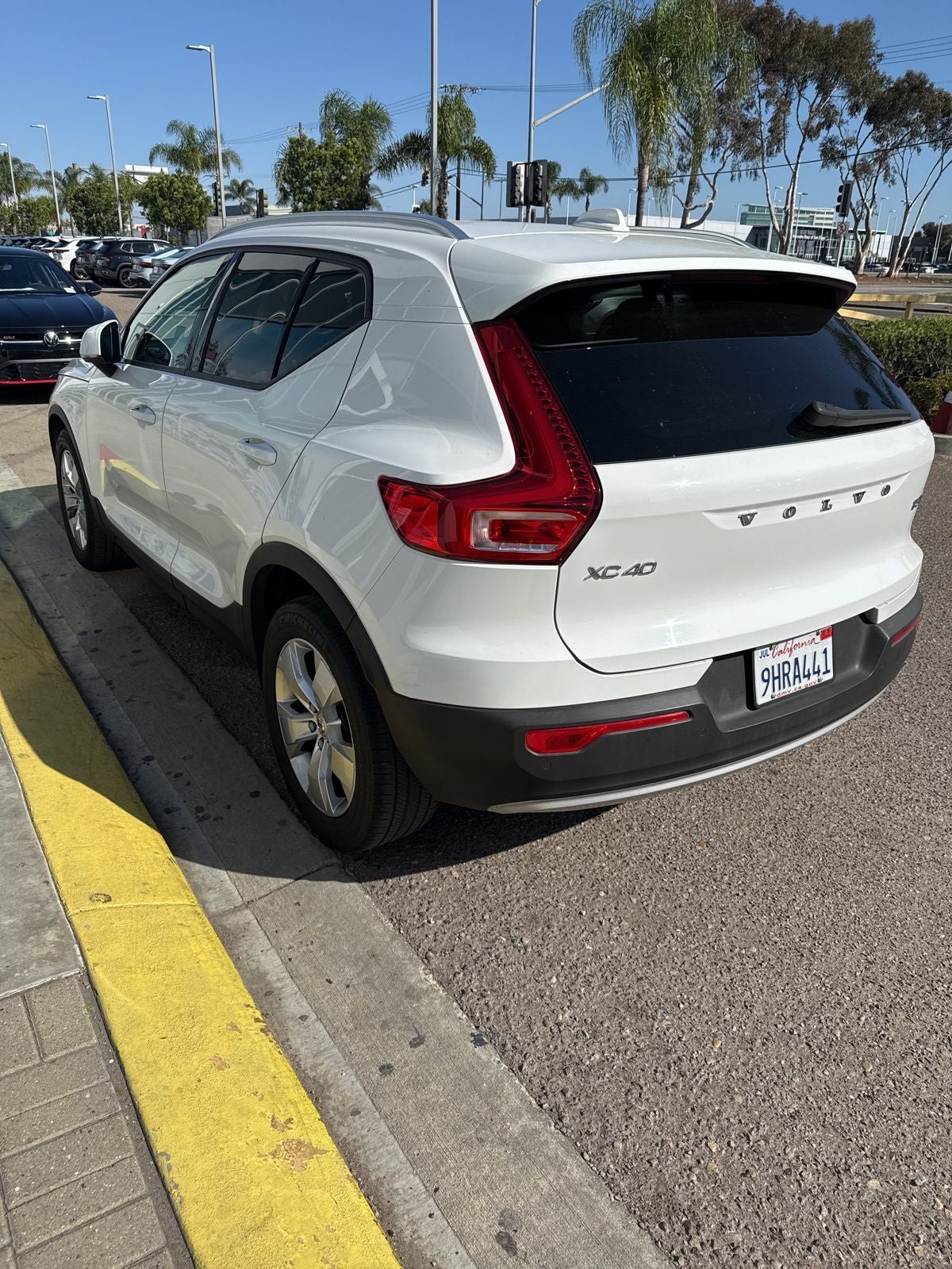 2020 Volvo XC40 Momentum